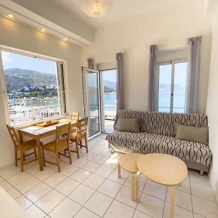 Apartment Megaro *