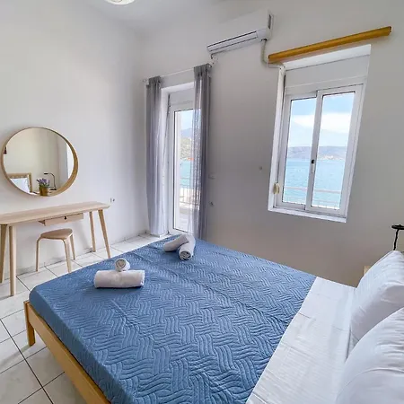 Megaro Apartment *